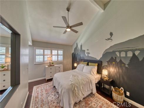 25 Sand Dollar 19 Court, Newport Beach, CA