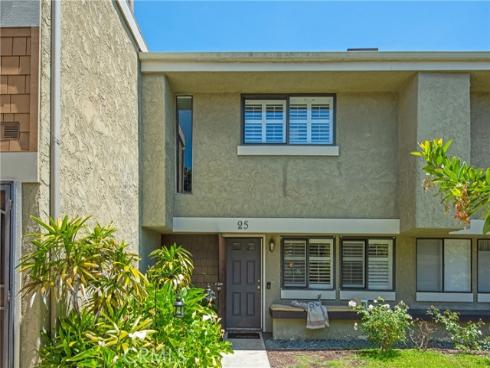 25 Sand Dollar 19 Court, Newport Beach, CA
