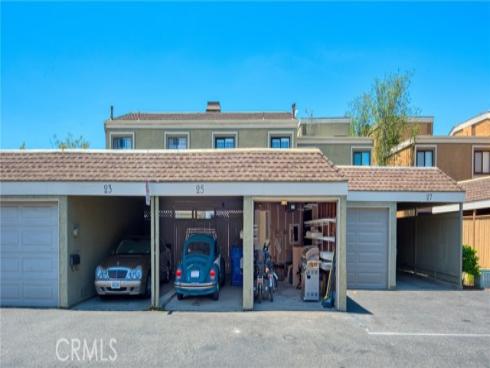 25 Sand Dollar 19 Court, Newport Beach, CA