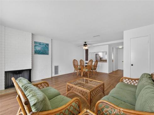 1086 Buckingham , Newport Beach, CA