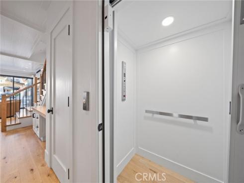 123  44th   Street, Newport Beach, CA