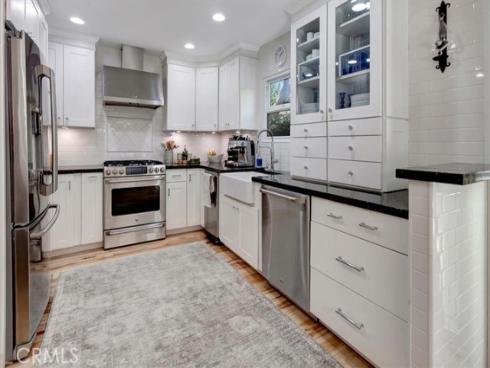 683 Vista Bonita , Newport Beach, CA