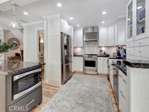 683 Vista Bonita , Newport Beach, CA