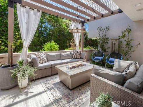 683 Vista Bonita , Newport Beach, CA