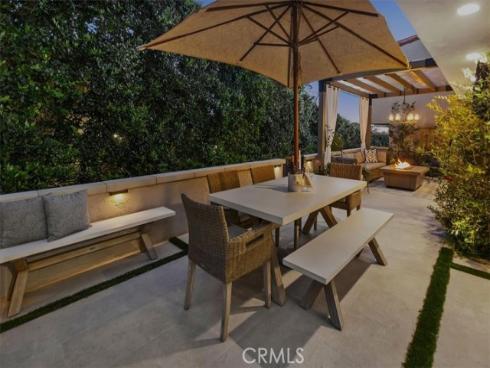 683 Vista Bonita , Newport Beach, CA