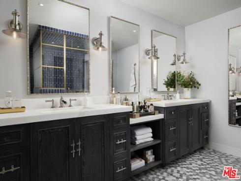 204 Pearl Avenue, Newport Beach, CA