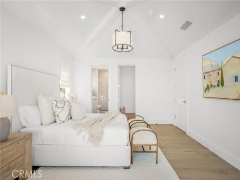 702  Saint James Pl  , Newport Beach, CA