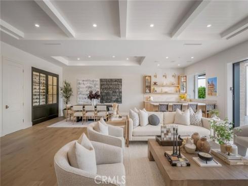 702  Saint James Pl  , Newport Beach, CA
