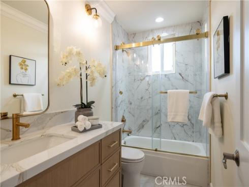23 Cervantes , Newport Beach, CA