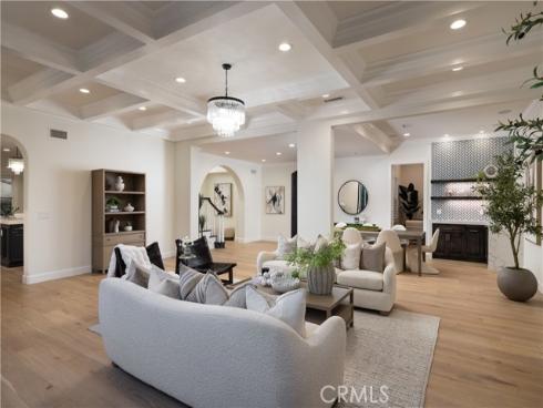 23 Cervantes , Newport Beach, CA