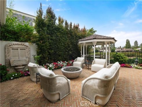 18  Rue Grand Vallee  , Newport Beach, CA