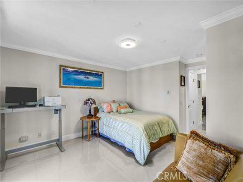 500 Cagney 217 , Newport Beach, CA