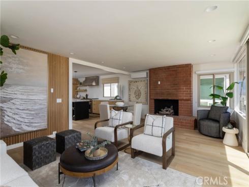 6704 W Oceanfront , Newport Beach, CA