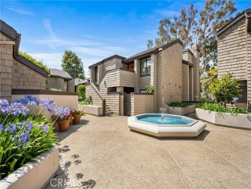 9 Canyon Island , Newport Beach, CA