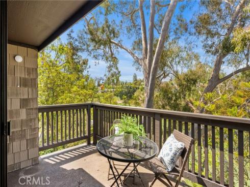 9 Canyon Island , Newport Beach, CA
