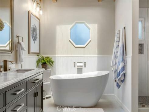 920 E Oceanfront  , Newport Beach, CA