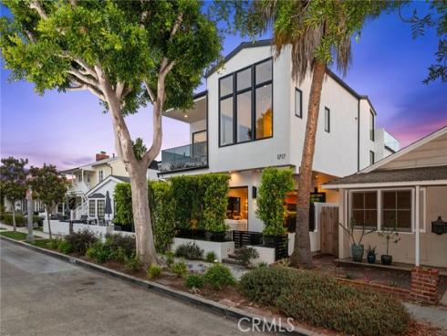 1717 E. Ocean Boulevard