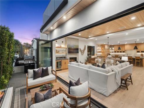 1717 E Ocean Boulevard, Newport Beach, CA