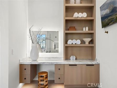 1717 E Ocean Boulevard, Newport Beach, CA