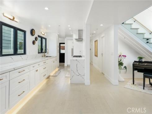 209 Via Koron , Newport Beach, CA