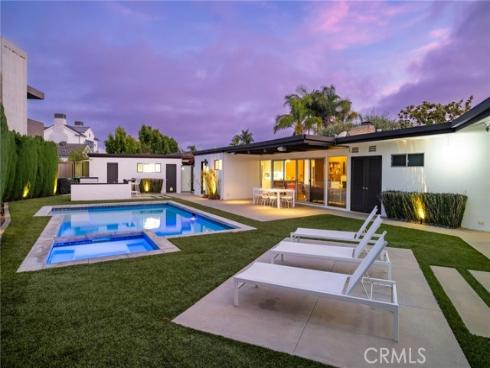 2000 Nautilus Lane, Newport Beach, CA