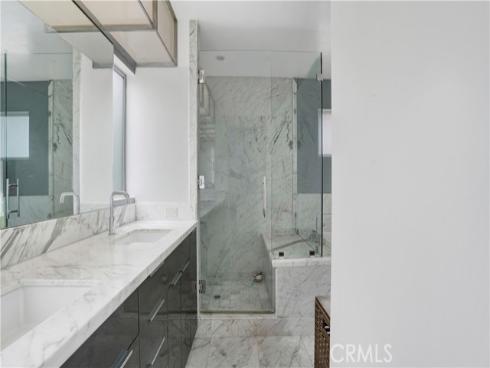 2000 Nautilus Lane, Newport Beach, CA