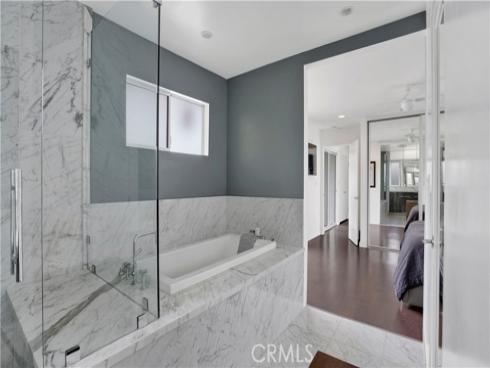 2000 Nautilus Lane, Newport Beach, CA