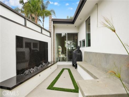 2000 Nautilus Lane, Newport Beach, CA