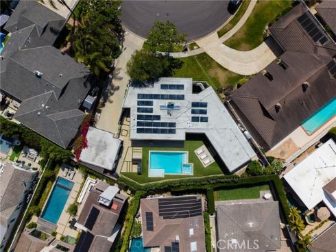 2000 Nautilus Lane, Newport Beach, CA