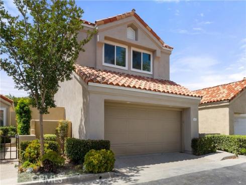 67 Pelican Court, Newport Beach, CA