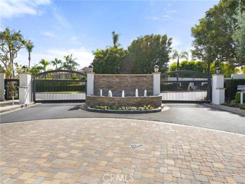 67 Pelican Court, Newport Beach, CA