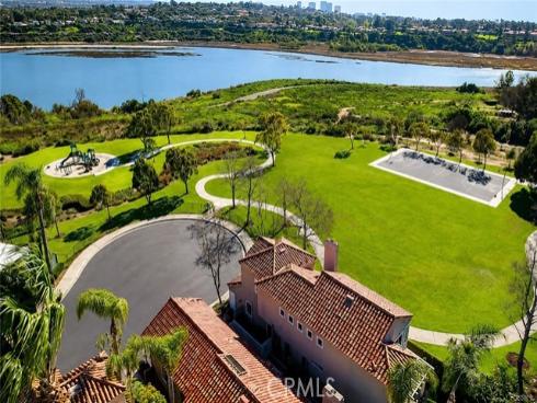 67  Pelican   Court, Newport Beach, CA