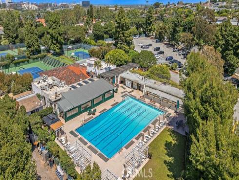 362  Vista Madera  , Newport Beach, CA
