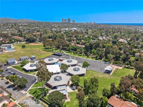 362  Vista Madera  , Newport Beach, CA