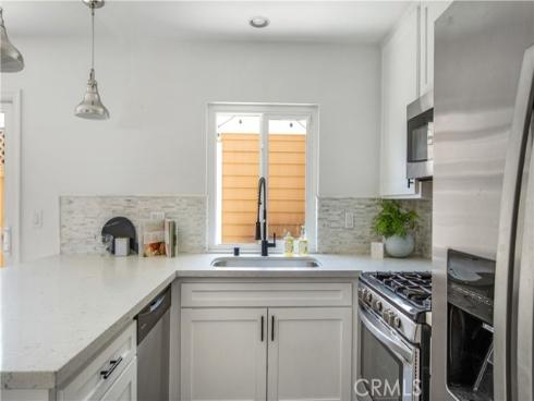 19 Seabird Court, Newport Beach, CA