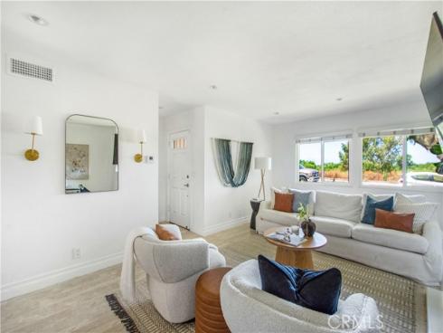 19 Seabird Court, Newport Beach, CA