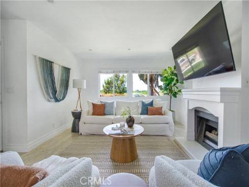19 Seabird Court, Newport Beach, CA