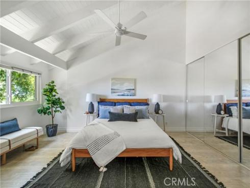 19 Seabird Court, Newport Beach, CA