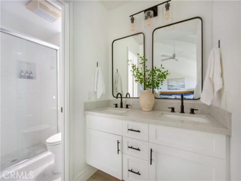 19 Seabird Court, Newport Beach, CA