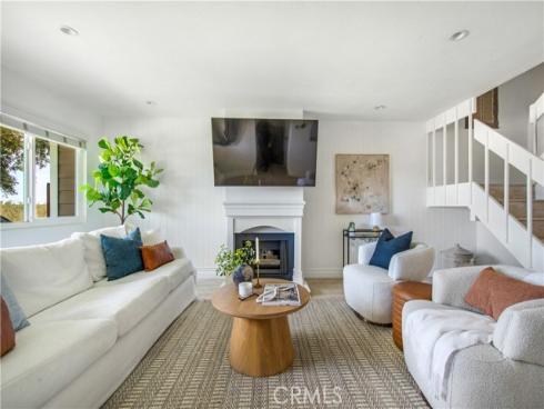 19 Seabird Court, Newport Beach, CA