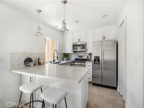 19 Seabird Court, Newport Beach, CA