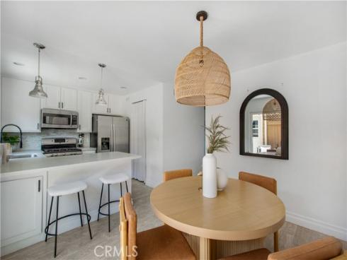 19 Seabird Court, Newport Beach, CA