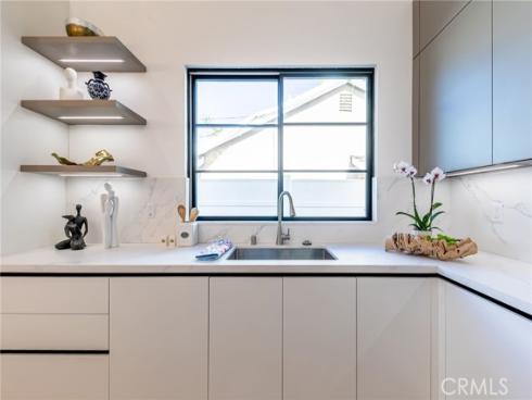 20171 Bayview Avenue, Newport Beach, CA