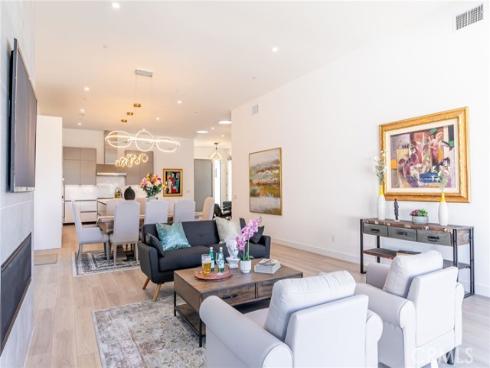 20171 Bayview Avenue, Newport Beach, CA