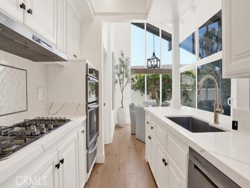 2211 Fortuna , Newport Beach, CA