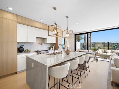 66 Cormorant , Newport Beach, CA