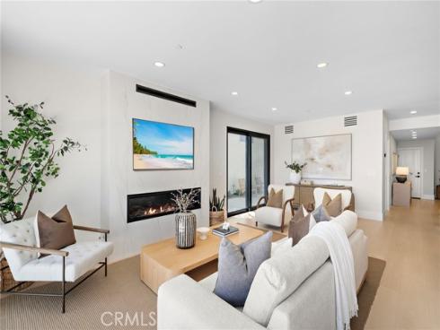 66 Cormorant , Newport Beach, CA
