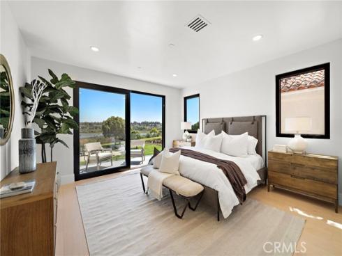 66 Cormorant , Newport Beach, CA