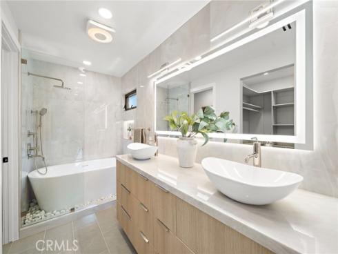 66 Cormorant , Newport Beach, CA