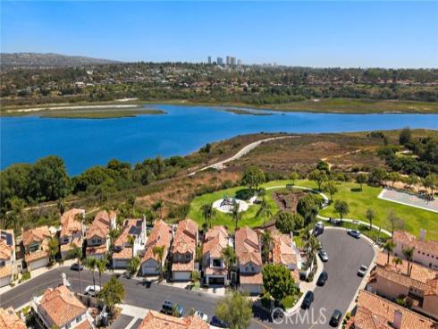 66 Cormorant , Newport Beach, CA